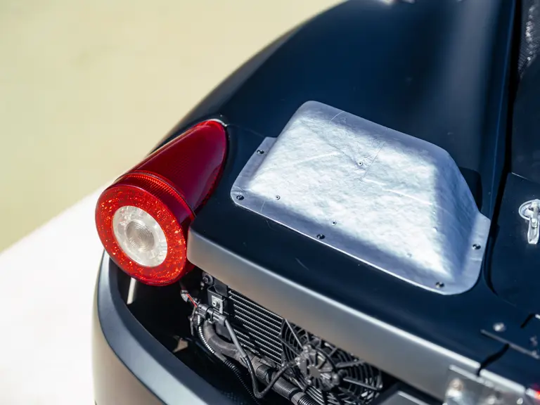 El Ferrari 458 Italia del millón de euros que es un regalo para lo que encierra 20 Motor16 2011 Ferrari 458 Italia M6 LaFerrari 8 Motor16