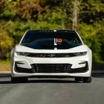 Este Chevrolet Camaro es tan potente como un Veyron, pero cuesta lo que sus neumáticos