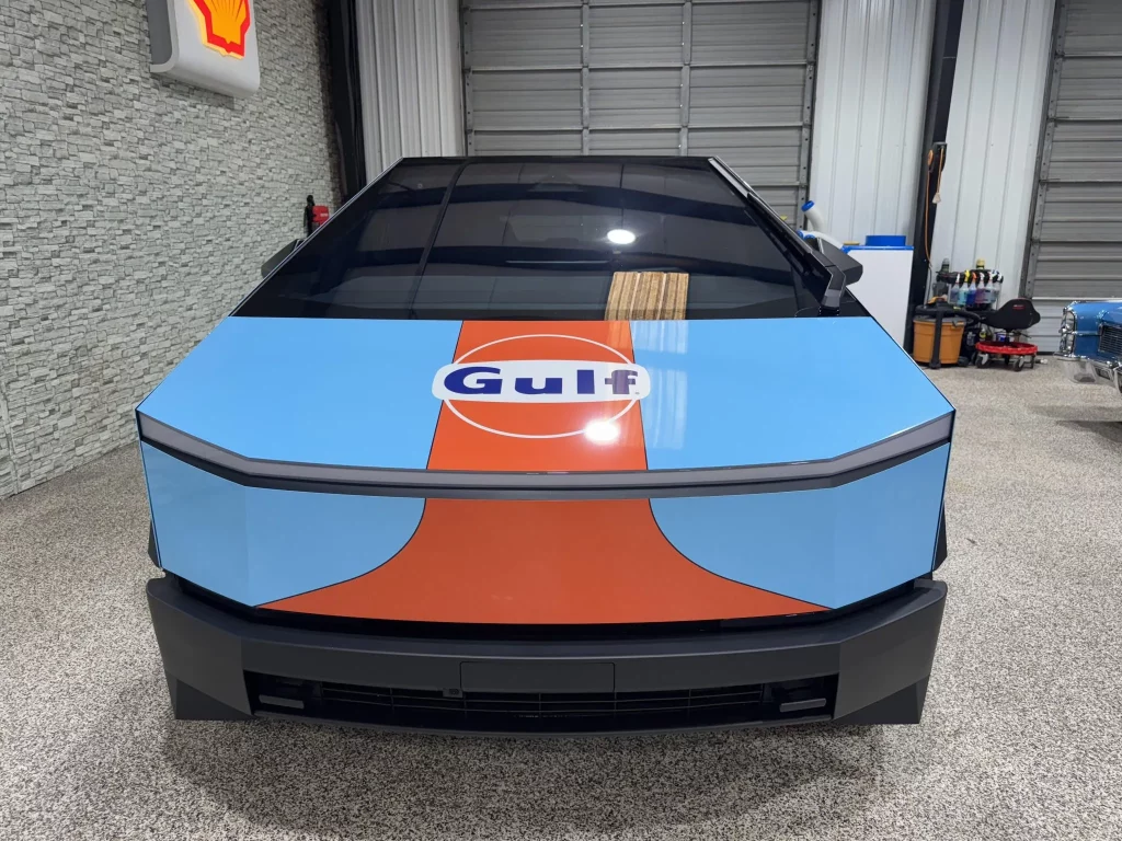2024 tesla cybertruck cyberbeast Gulf 2 Motor16