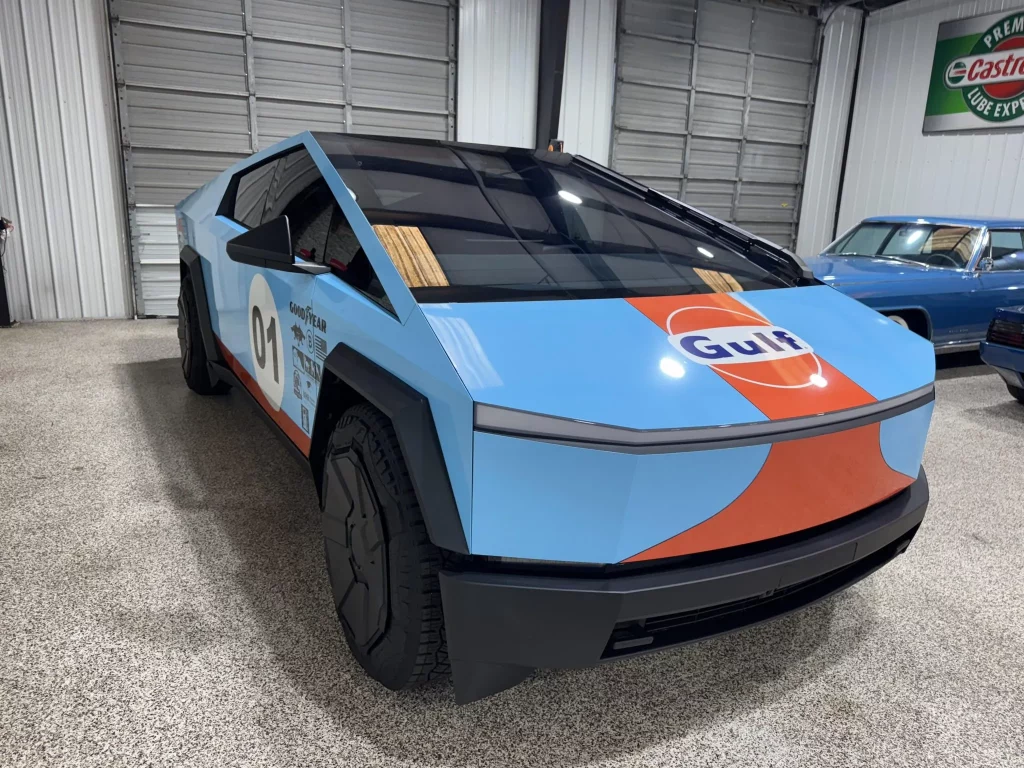 2024 tesla cybertruck cyberbeast Gulf 3 Motor16