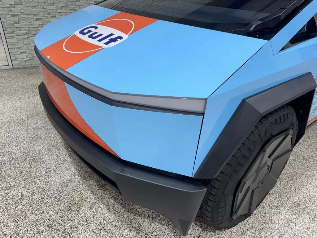 2024 tesla cybertruck cyberbeast Gulf 9 Motor16