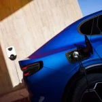 Ford hace más fácil y mejora la recarga del coche eléctrico: más de un millón de puntos en toda Europa