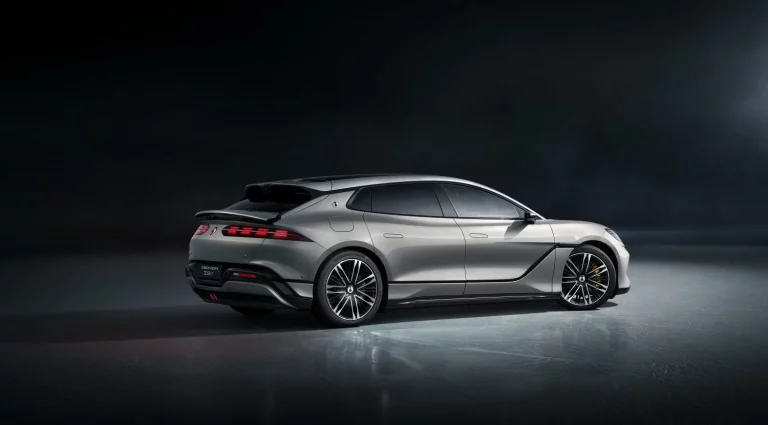 DENZA Z9GT: el gran turismo que gira como un utilitario