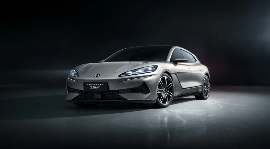 DENZA: Los secretos de la firma premium de BYD desvelados por Wolfgang Egger, su Director de Diseño 6 Motor16 2025 DENZA Z9 GT. Diseño. Imagen.