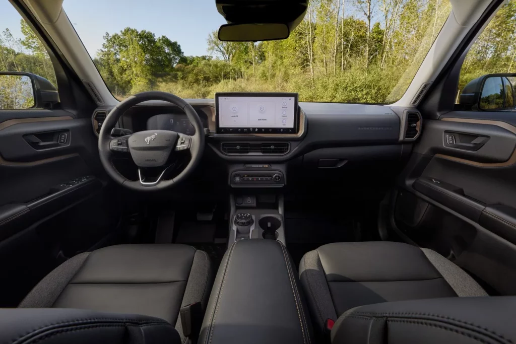 2025 Ford Bronco Sport Bronze Package. Imagen salpicadero.