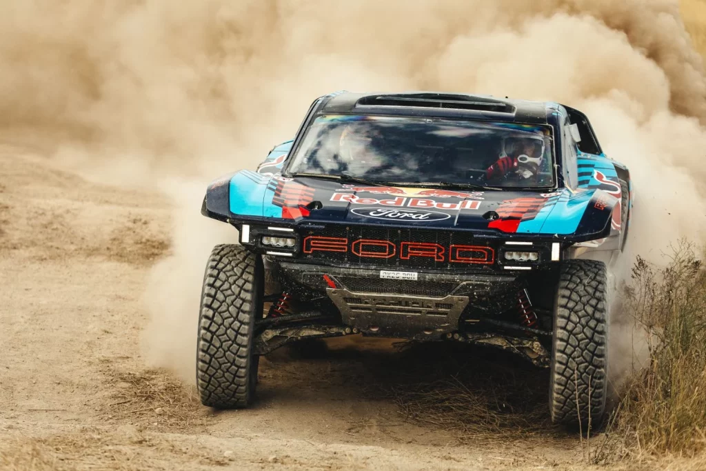Ford M-Sport alista cuatro Raptor T1+ Evo en el Rallye du Maroc antes de enfrentarse al Dakar 1 Motor16 2025 Ford M-Sport Raptor T1+ Evo. Rallye du Maroc. Imagen movimiento.