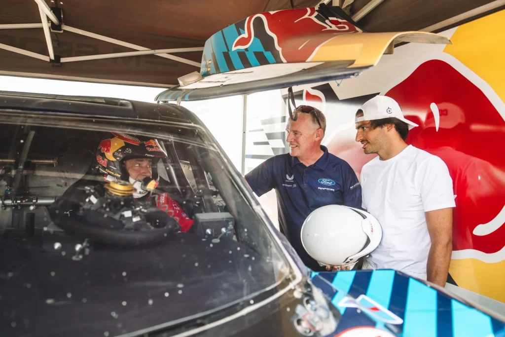 2025 GRIT CARLOS SAINZ Raptor T1 39 Motor16