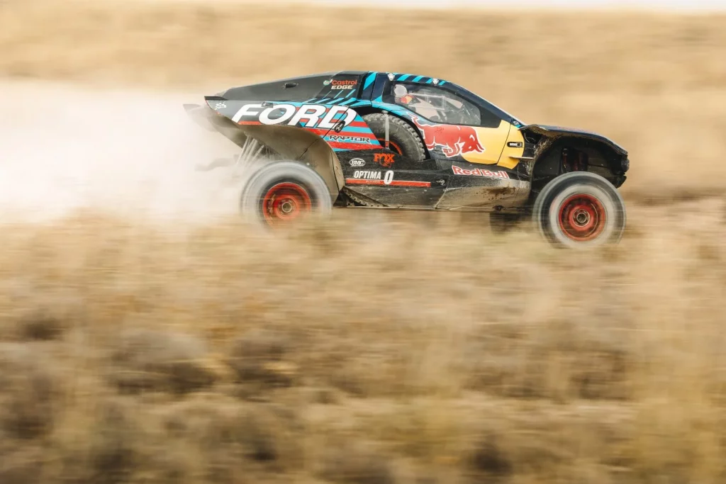 2025 GRIT CARLOS SAINZ Raptor T1 93 Motor16