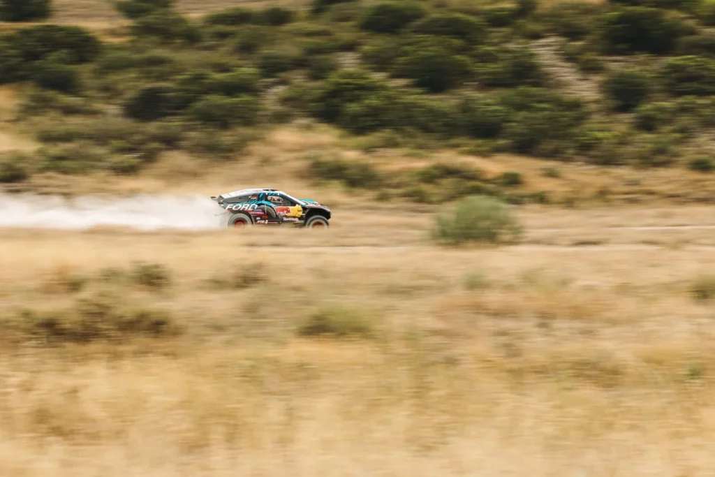 2025 GRIT CARLOS SAINZ Raptor T1 94 Motor16