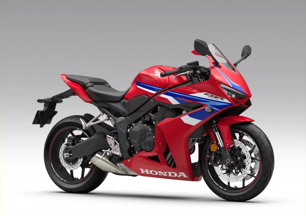 Las exitosas Honda CB650R y Honda CBR650R estrenan colores para una nueva temporada 17 Motor16 2025 Honda CBR650R 2 Motor16