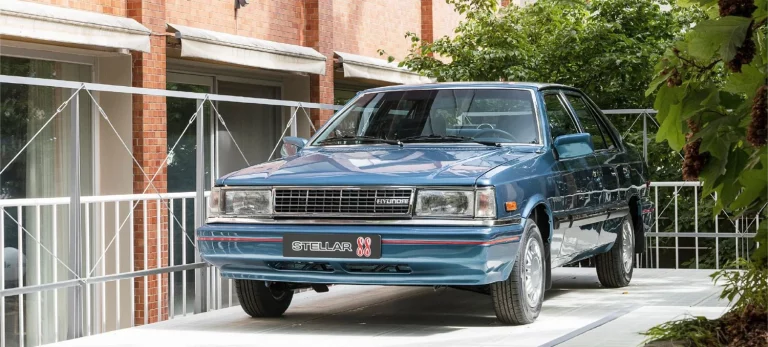 Hyundai celebra los 40 años del Sonata con un homenaje al Stellar, su antecesor