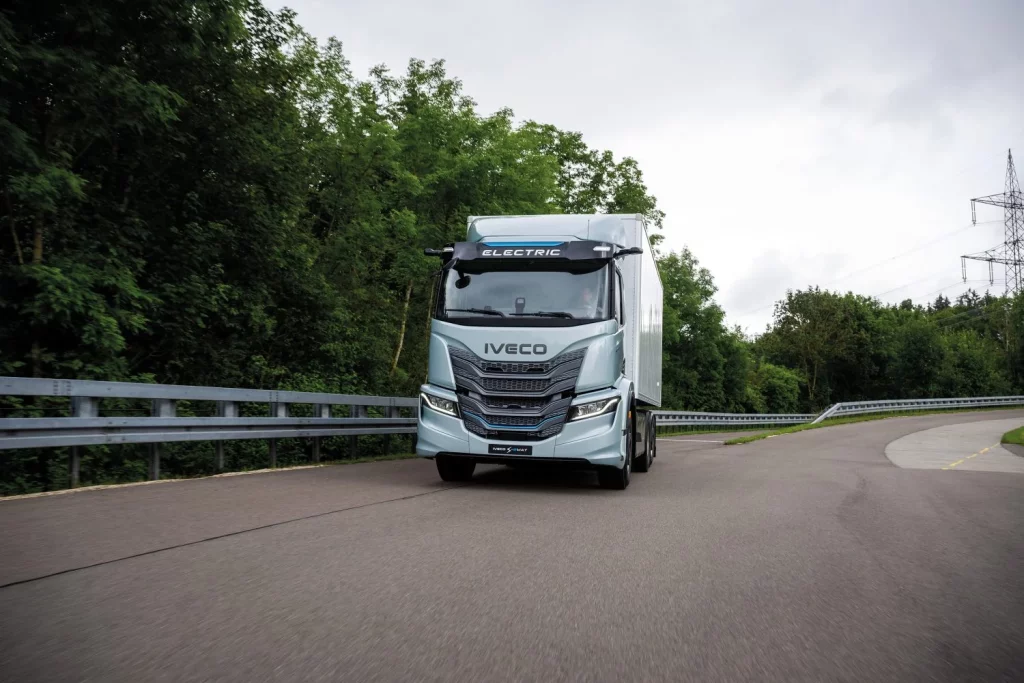 2025 IVECO S-eWay Rígido. Imagen movimiento.