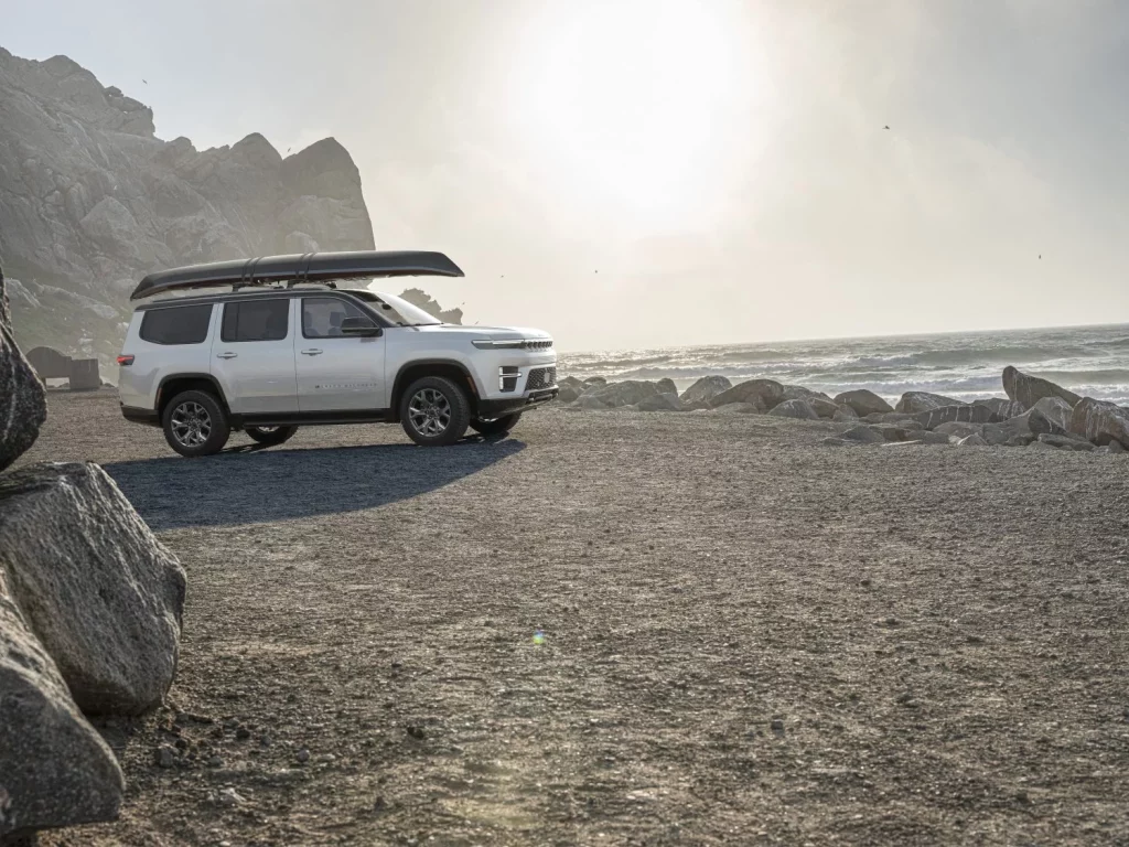 Jeep despide al Wagoneer para quedarse con su hermano mayor 9 Motor16 2025 Jeep Grand Wagoneer 4 Motor16