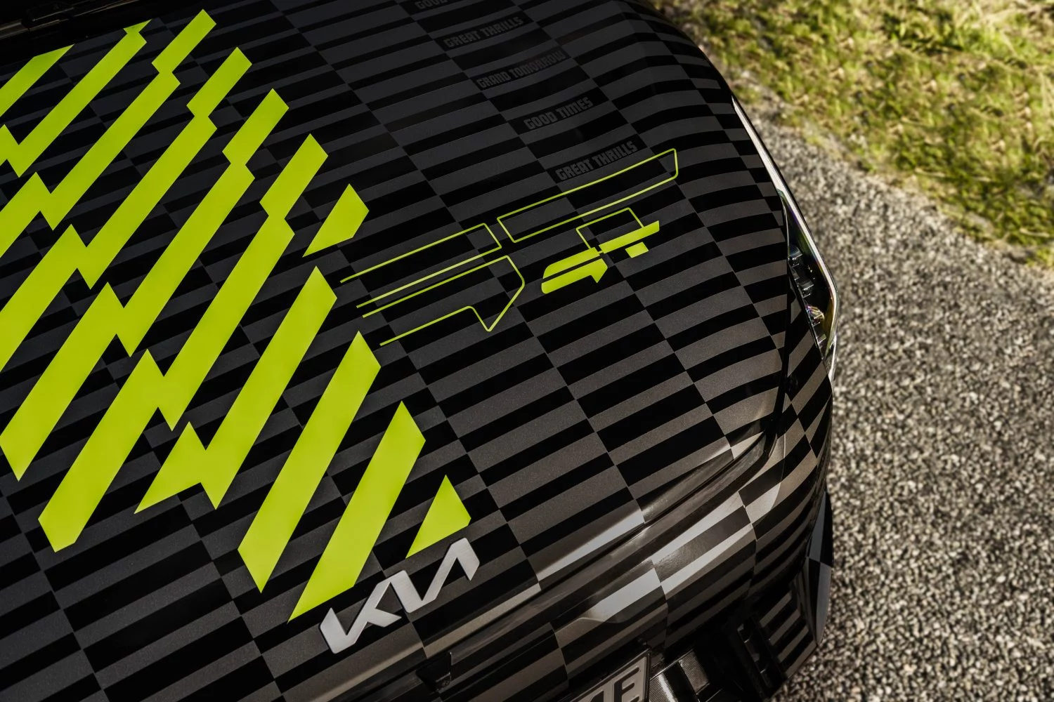 2025-KIA-EV4-GT-Teaser (3) 2025 Kia EV4 GT. Teaser. Imagen portada.