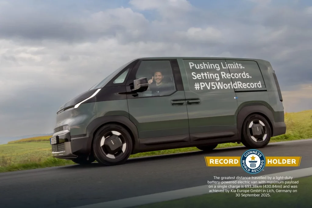 El Kia PV5 entra en el libro Guinness por pulverizar su autonomía homologada en este viaje 7 Motor16 2025 Kia PV5 Record 4 Motor16