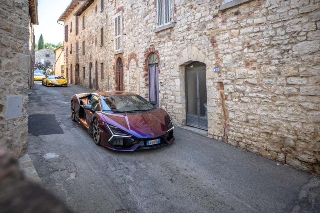Esperienza Giro Toscana: Cuando disfrutar de tu Lamborghini pasa a un segundo plano 21 Motor16 2025 Lamborghini Giro Toscana 19 Motor16