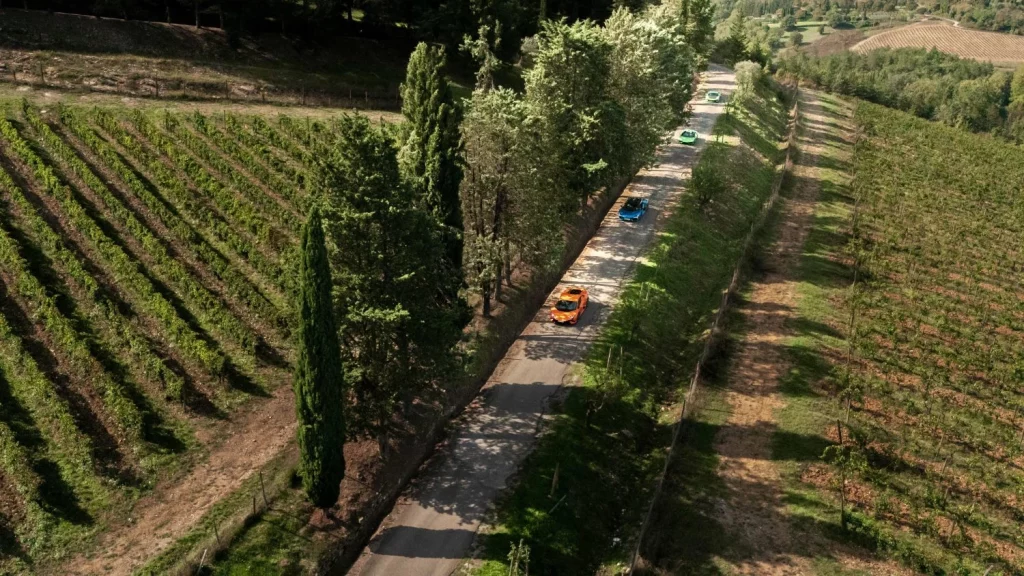 Esperienza Giro Toscana: Cuando disfrutar de tu Lamborghini pasa a un segundo plano 38 Motor16 2025 Lamborghini Giro Toscana 37 Motor16