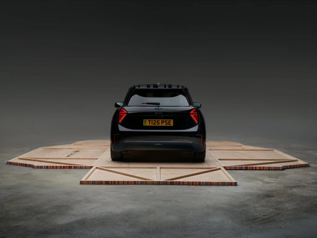 MINI Paul Smith Edition: Una edición especial con toques muy 'british' 18 Motor16 2025 MINI Paul Smith 17 Motor16