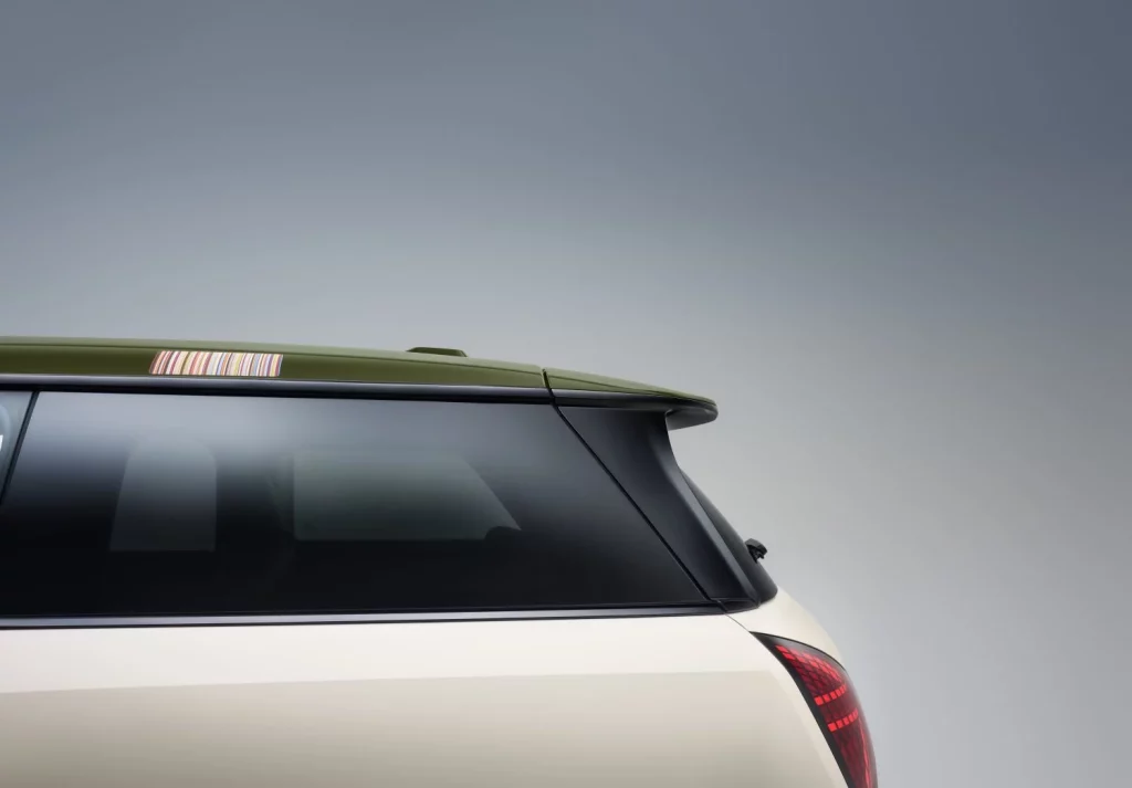 MINI Paul Smith Edition: Una edición especial con toques muy 'british' 34 Motor16 2025 MINI Paul Smith 30 Motor16