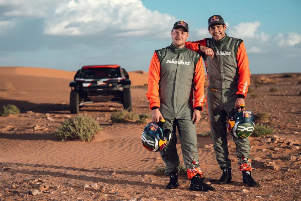 Moraes y Zenz: El tándem que pilotará el cuarto Dacia Sandrider en el Rally Dakar 5 Motor16 2025 Moraes Zenz dacia sandrider 2 Motor16