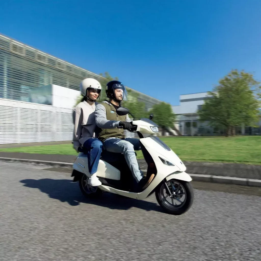 2025 Suzuki e Adress 2 Motor16