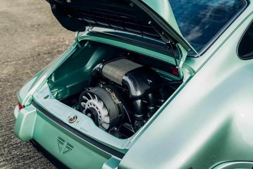 Lo último de Theon Design cuesta como tres Porsche 911 Carrera a estrenar 2 Motor16 2025 Theon Design. Porshe 911. Imagen motor.