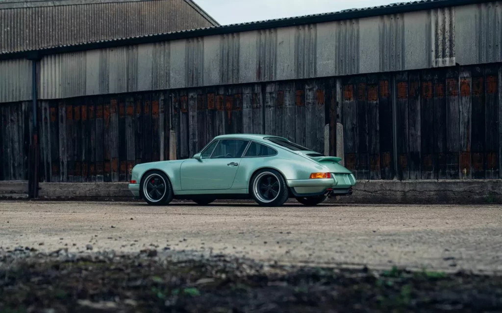 Lo último de Theon Design cuesta como tres Porsche 911 Carrera a estrenar 7 Motor16 2025 Theon Design Porsche 911 Commission 5 Motor16