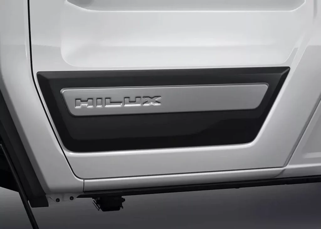 El Toyota Hilux Champ estrena versión Súper. Pero no como te estabas imaginando 10 Motor16 2025 Toyota Hilux Champ Super SWB 6 Motor16