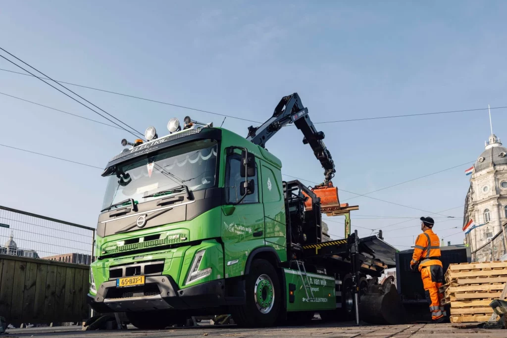 Los millones de kilómetros que los camiones eléctricos de Volvo han recorrido desde 2019 8 Motor16 2025 Volvo Trucks 250 millones km 6 Motor16