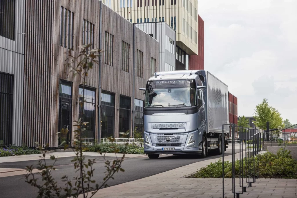 2025 Volvo Trucks. Euro NCAP. Imagen exterior.