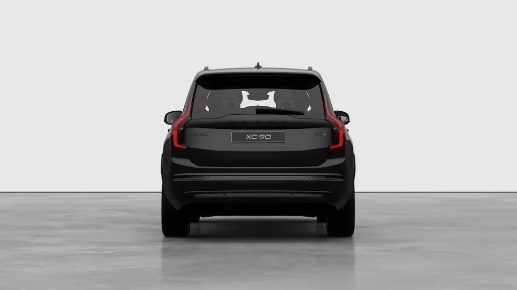 El sensacional Volvo XC90 saca su lado más siniestro desde 88.607 euros 15 Motor16 2025 Volvo XC90 Black estudio 5 Motor16