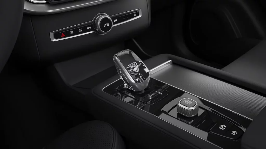 El sensacional Volvo XC90 saca su lado más siniestro desde 88.607 euros 41 Motor16 2025 Volvo XC90 Black interior 4 Motor16