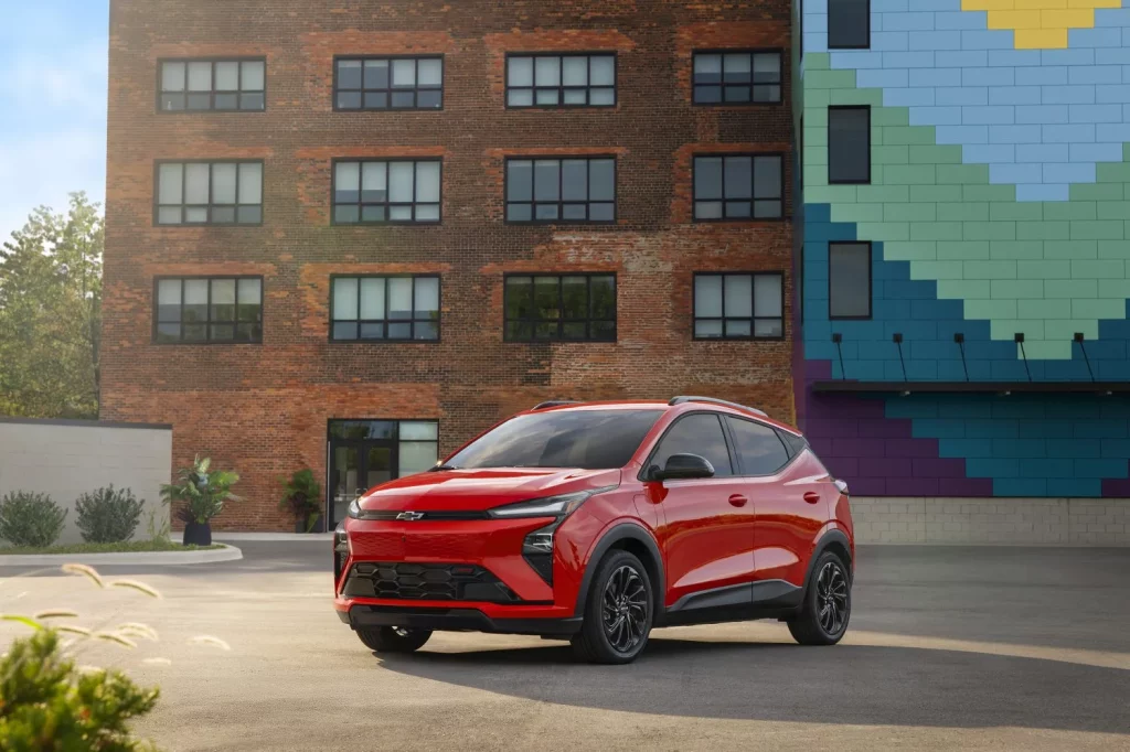 El Chevrolet Bolt se pone en forma y ajusta aún más sus precios 4 Motor16 2025 chevrolet bolt 3 Motor16