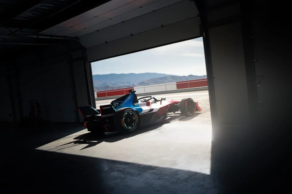 Citroën muestra sus armas para luchar en el campeonato ABB FIA de Fórmula E 17 Motor16 2025 citroen formula e gen3 11 Motor16