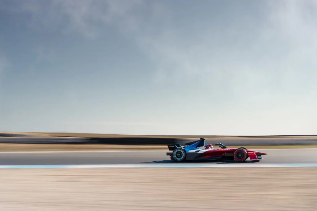 Citroën muestra sus armas para luchar en el campeonato ABB FIA de Fórmula E 9 Motor16 2025 citroen formula e gen3 4 Motor16