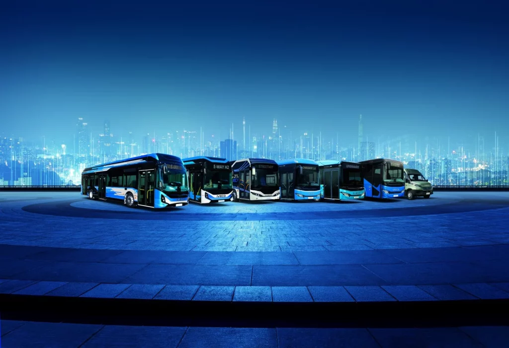IVECO tiene nueva directora para su planta de Valladolid: Cristina Sánchez Muñoz 1 Motor16 2025 IVECO BUS. Busworld. Imagen portada.