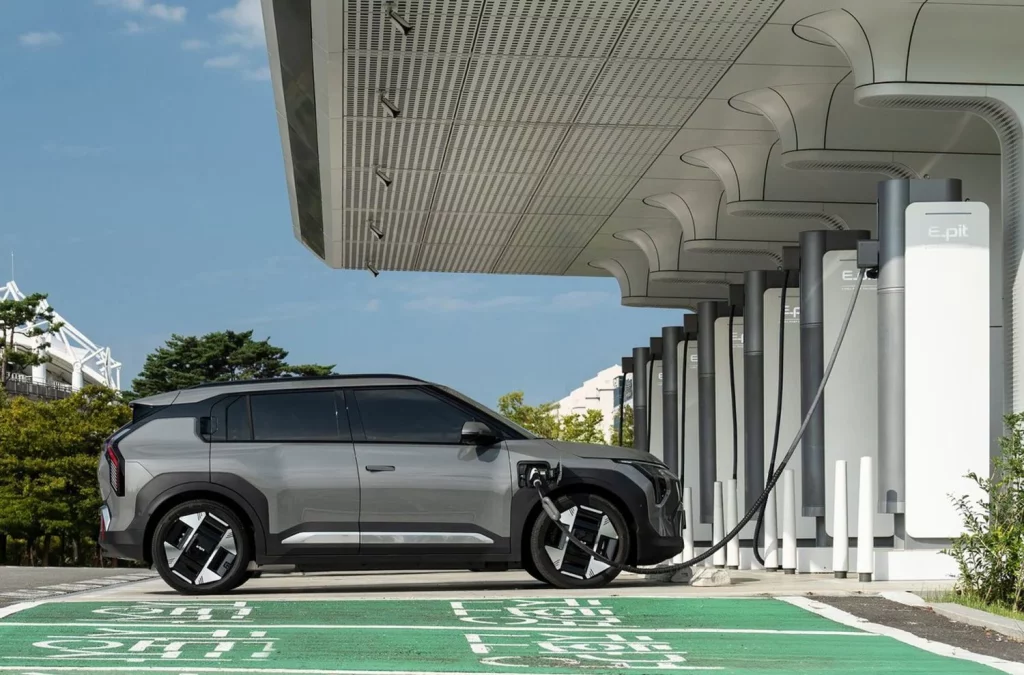2025 kia ev3 punto recarga Motor16