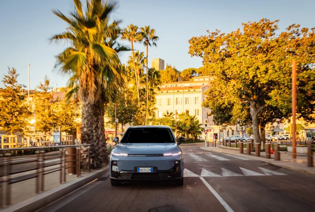 Leapmotor B10: conducimos un SUV eléctrico en el que el precio no lo es todo 20 Motor16 2025 leapmotor b10 al volante 37 Motor16