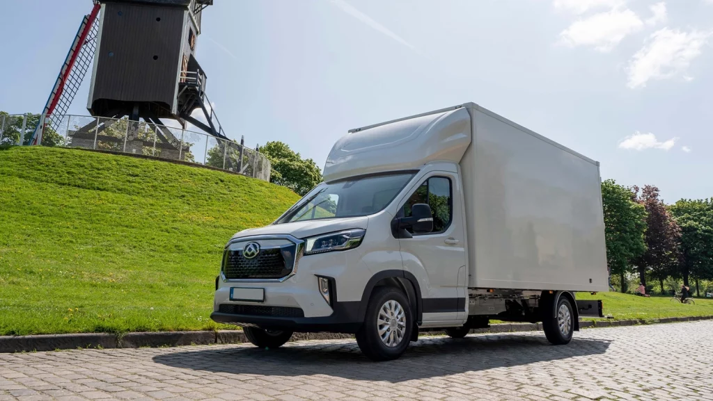 Maxus multiplica las posibilidades de tres de sus comerciales con la versión chasis cabina 6 Motor16 2025 maxus edeliver9 chasis cabina Motor16
