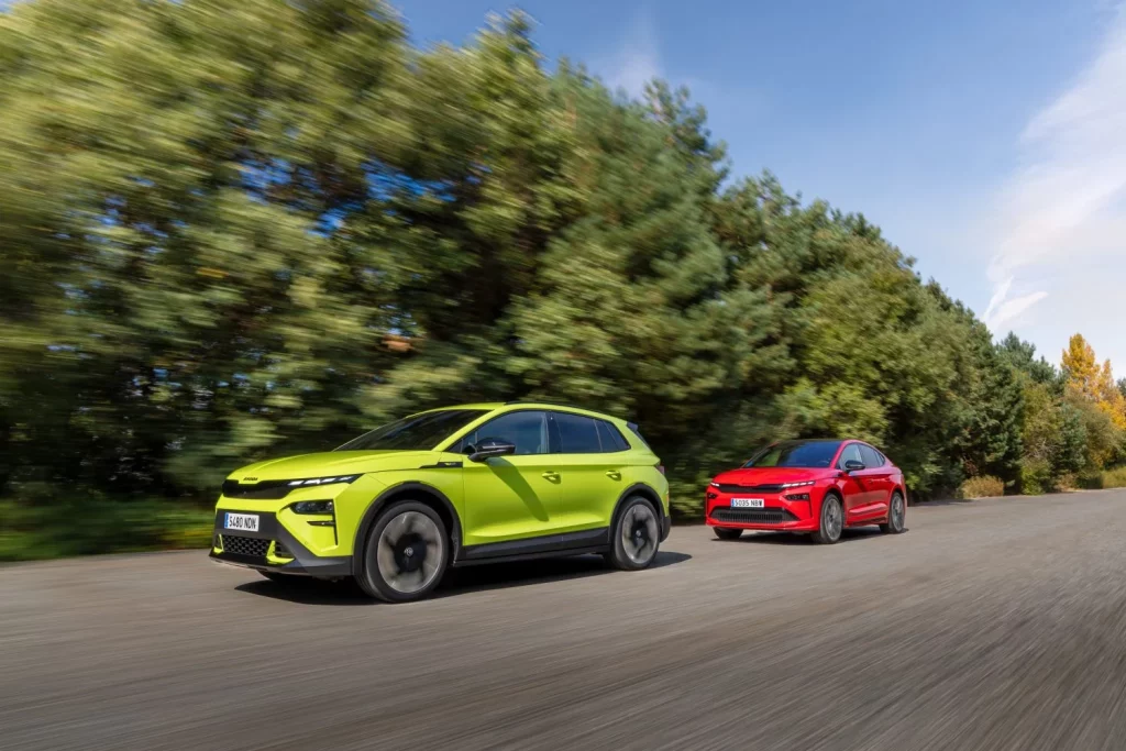 Gama ‘0 emisiones’ de Skoda: La excusa perfecta para celebrar 130 años de historia 5 Motor16 2025 Skoda Gama 0 emisiones. Imagen movimiento.