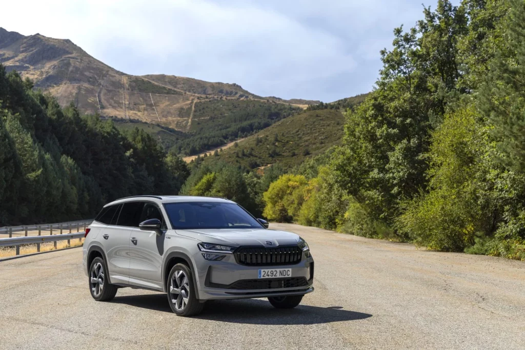 Gama ‘0 emisiones’ de Skoda: La excusa perfecta para celebrar 130 años de historia 32 Motor16 2025 skoda kodiaq 2 Motor16