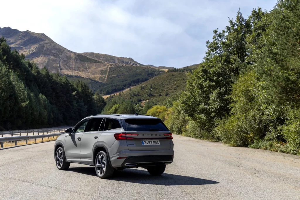 Gama ‘0 emisiones’ de Skoda: La excusa perfecta para celebrar 130 años de historia 33 Motor16 2025 skoda kodiaq 3 Motor16