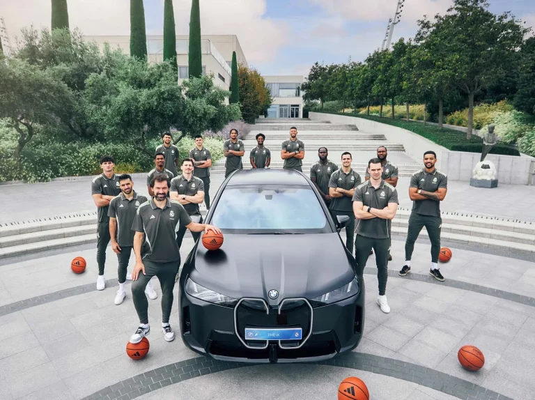 Los BMW del equipo de baloncesto del Real Madrid: todas las fotos de los jugadores con sus coches