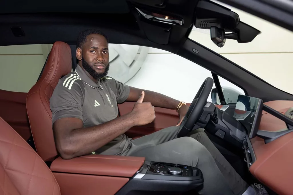 2025 BMW REAL MADRID BALONCESTO24 Motor16