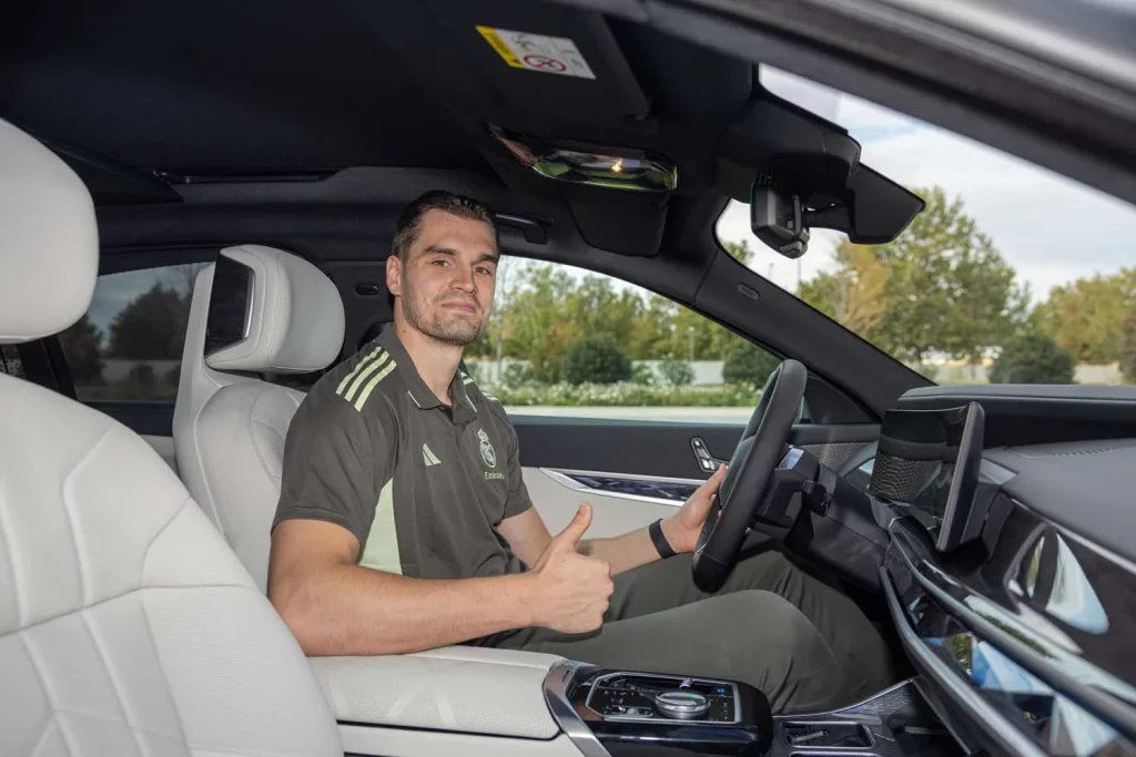 2025 BMW REAL MADRID BALONCESTO28 Motor16