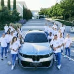 La plantilla del Real Madrid femenino ya conduce sus nuevos BMW: todas las fotos de las jugadoras con sus coches