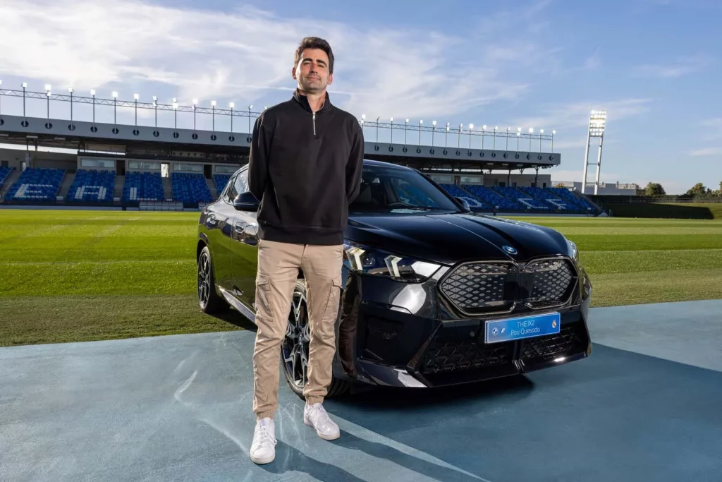 La plantilla del Real Madrid femenino ya conduce sus nuevos BMW: todas las fotos de las jugadoras con sus coches 55 Motor16 2025 BMW REAL MADRID FEMENINO53 Motor16