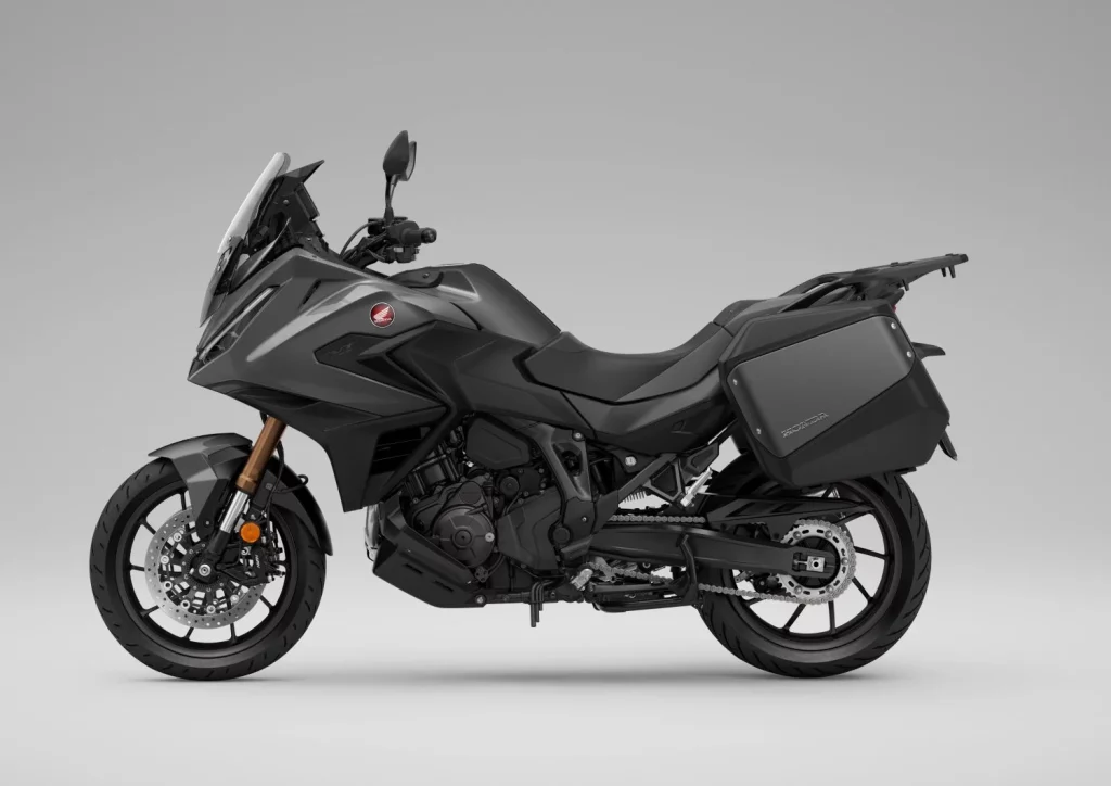 Honda NT1100 2026: La tourer líder en Europa se pone al día 10 Motor16 548534 26YM HONDA NT1100 NT1100 Electronic Suspension Motor16