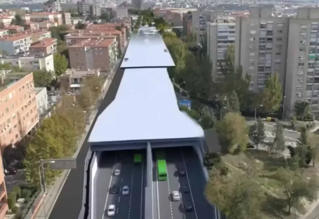 Las obras de la A-5 cumplen el primer año: así ha evolucionado esta obra faraónica entre desvíos provisionales, slaloms, chicanes... 1 Motor16 obras de soterramiento a-5