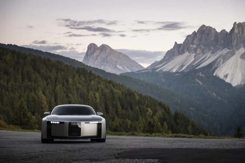 AUDI CONCEPT C 10 Motor16